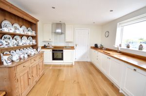 Kitchen- click for photo gallery